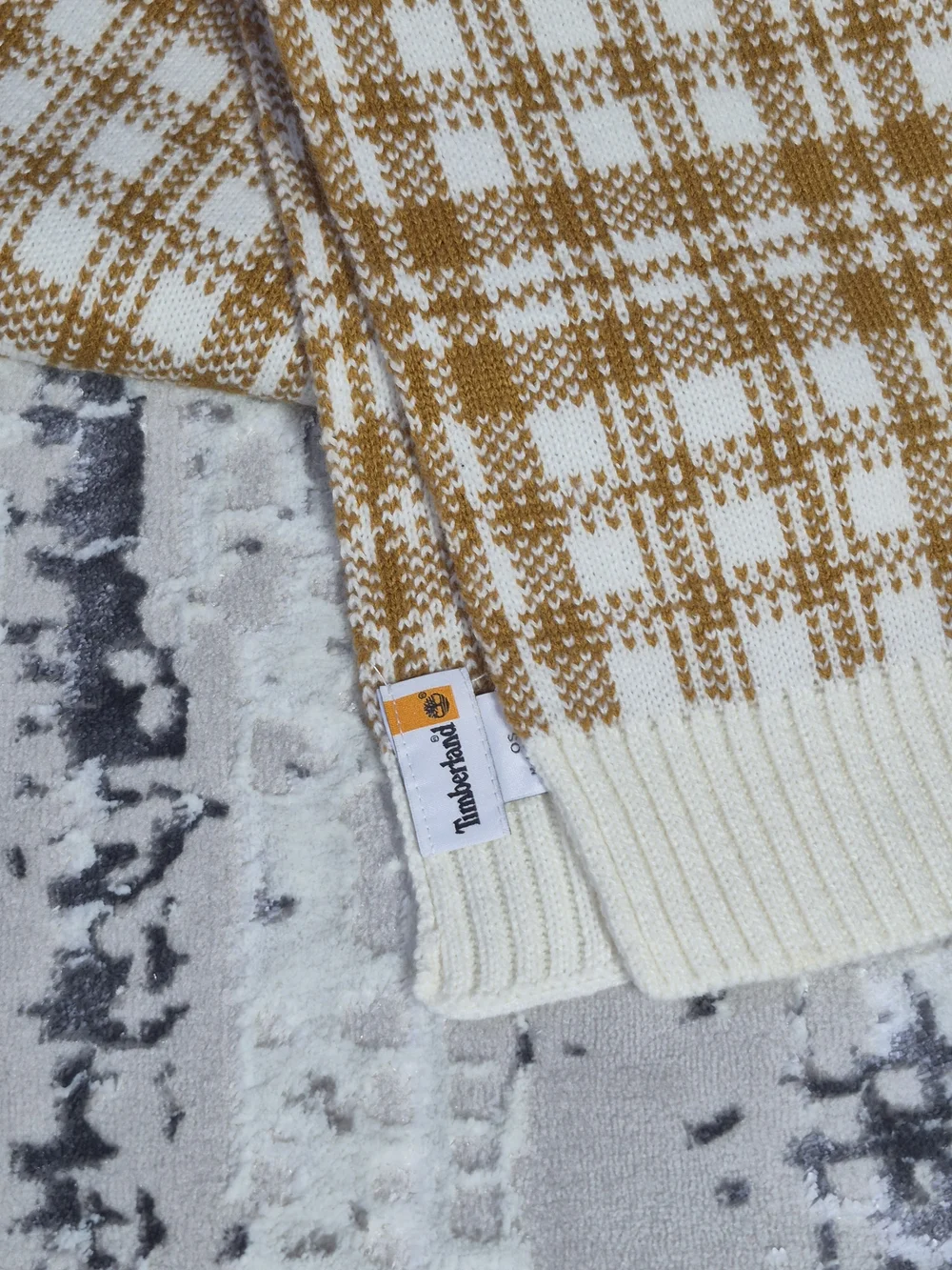 Timberland Scarf UNISEX One Size Brown Plaid Knit  Winter Cold Weather New